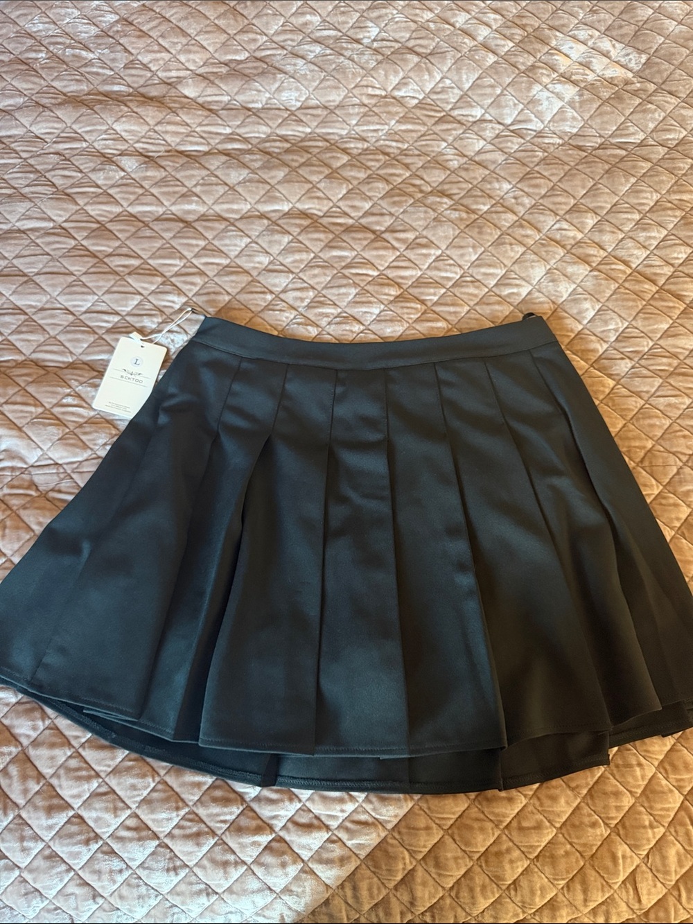 Pleated Black Mini Skirt - Unbranded